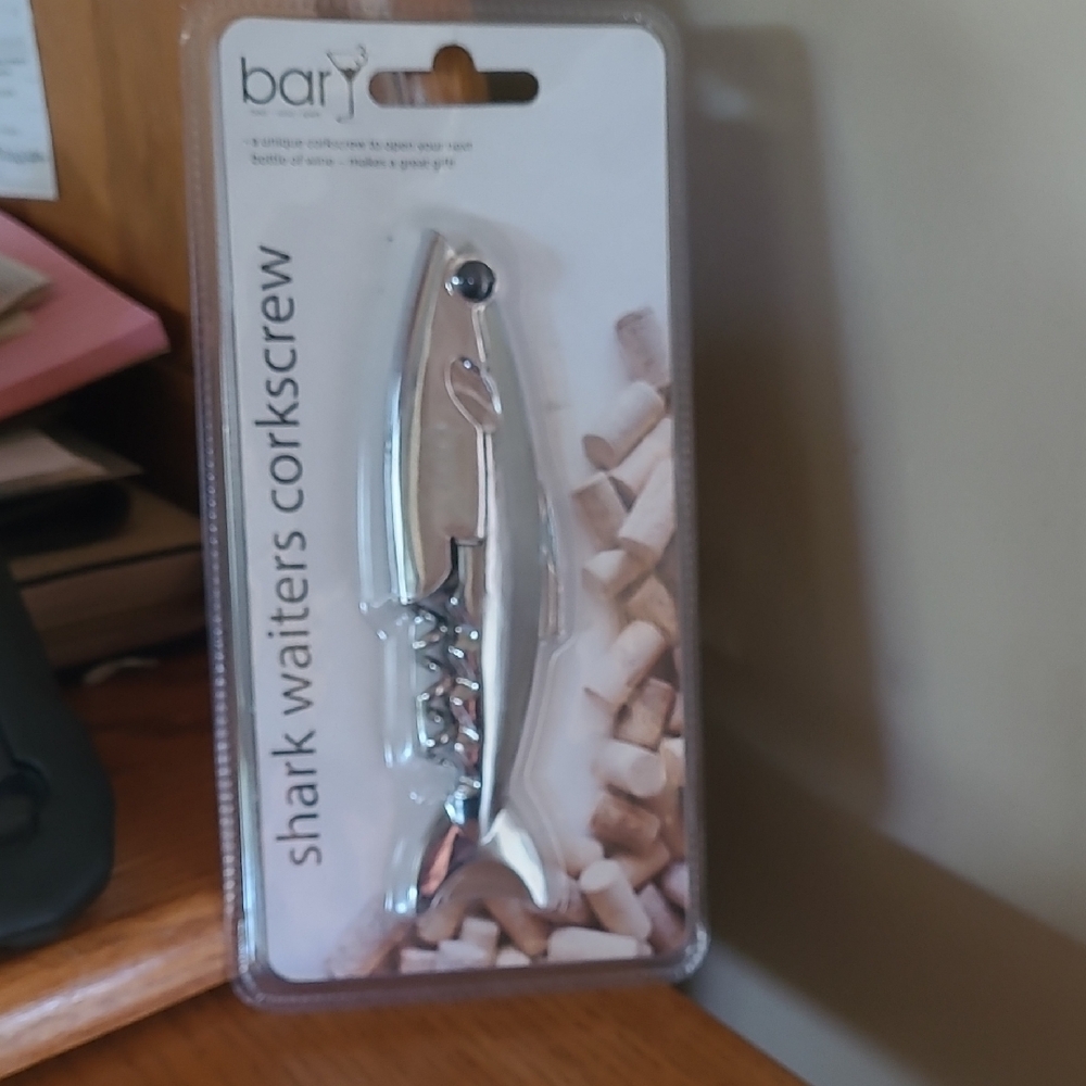 Bar Shark Waiters Corkscrew